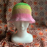 アイテムNo.23 《手編み🧶 グラデーションクラッシャーハットB》