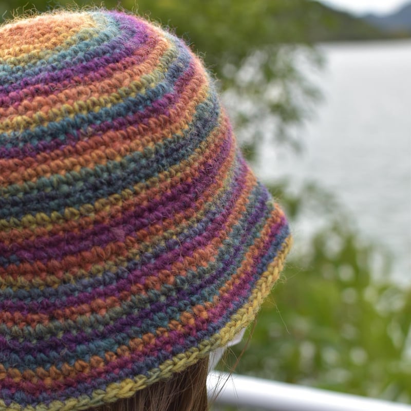 アイテムNo.10 《手編み🧶カラフルウールクラッシャーハット》 | Lukka食堂