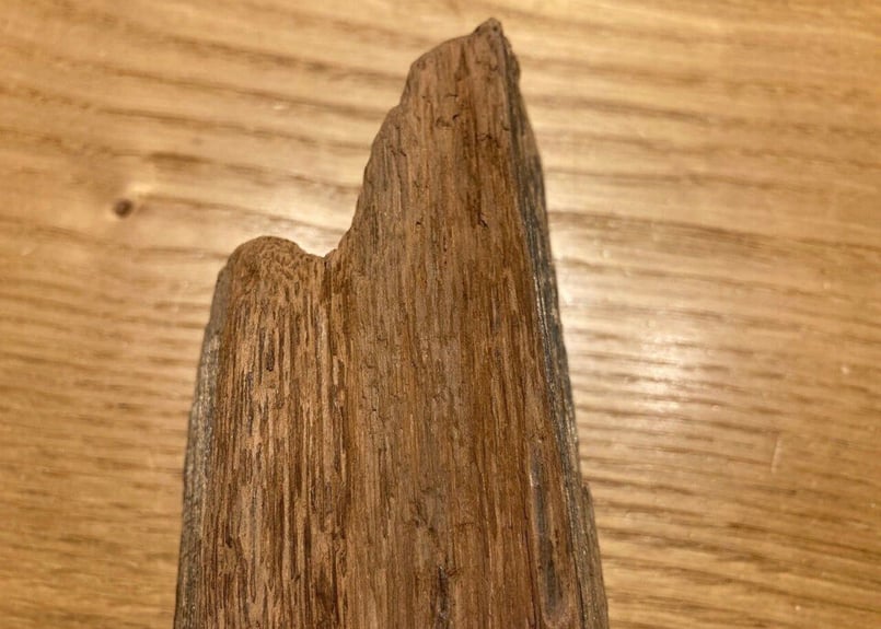 香木 仮銘「雪間の草」 羅国(沈香) 0.6g | KOGADO STORE 香木 仮銘「雪間の草」 羅国(沈香) 0.6g | KOGADO STORE