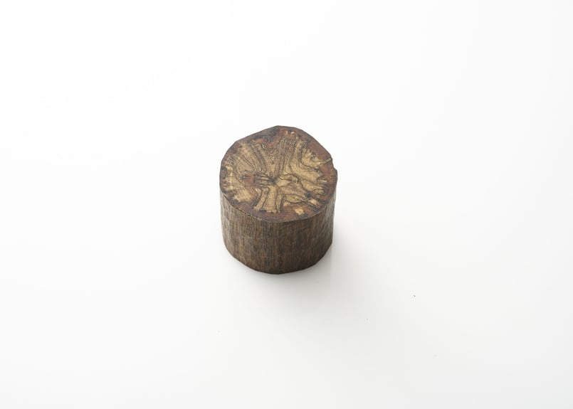 香木 仮銘「子の節」寸門陀羅（黄熟香）0.65g | KOGADO STORE