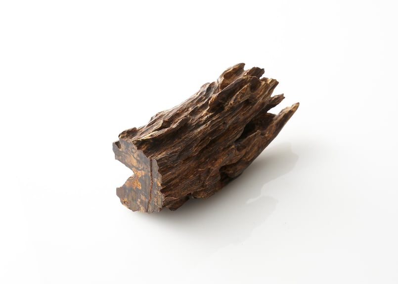 お一人様3個までとなります〉香木 仮銘「軒端の花」伽羅0.22g | KOGADO お一人様3個までとなります〉香木 仮銘「軒端の花」伽羅0.22g | KOGADO