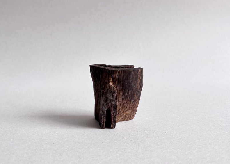 香木 仮銘「風の移り香」 真那賀（沈香） 0.2g | KOGADO STORE