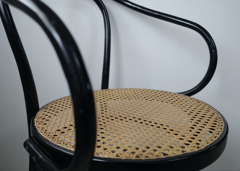 o-0192/k/D ポーランド社製 ZPM RADOMSKO 鋲 曲木 チェア 【公式通販】