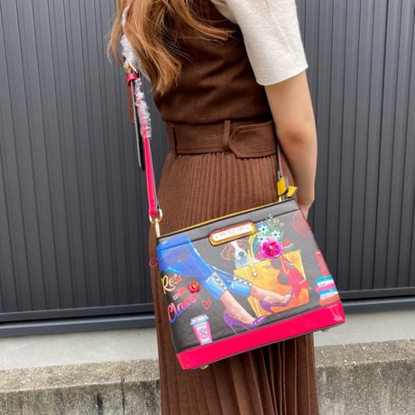 「REST WITH CLASS」ショルダーバッグ
