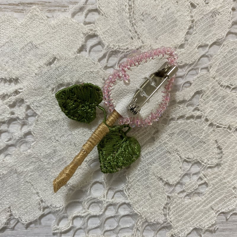 ライラックのブローチ | salondumuguet