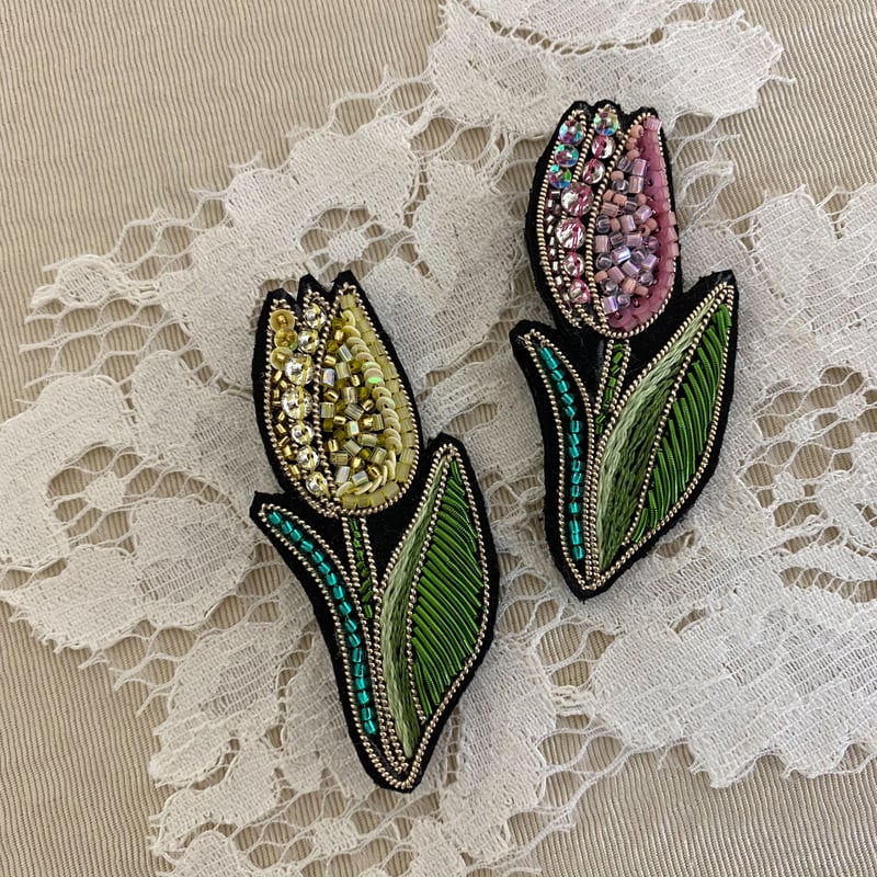 ある日　チューリップブローチ他3点 チューリップ ブローチkit | salondumuguet