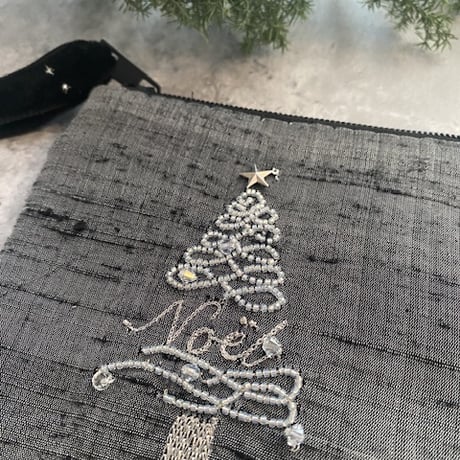 la pochette de Noël  gris🩶　（sv糸付）
