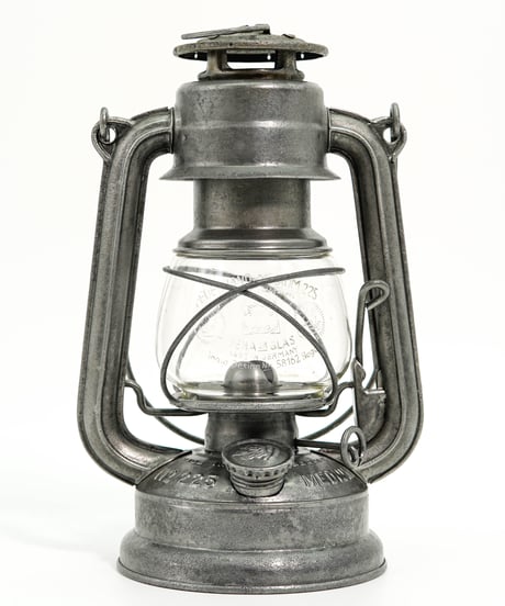 FEUERHAND №225 MEDIUM  2nd 39's - 42's