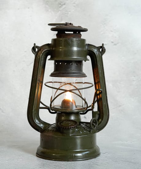 FEUERHAND №175 SUPER BABY 2nd Olive drab cylinder glass 1938's - 1945's