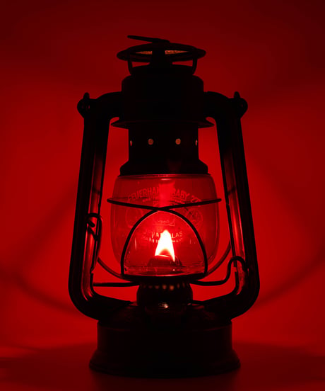 FEUERHAND 275 58's ~ red glass
