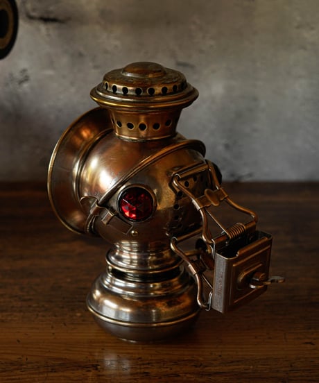 MANHATTAN BRASS CO. “QUEEN” BICYCLE LANTERN 1897’s -