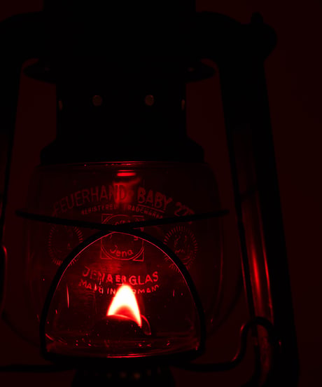 FEUERHAND 275 58's ~ red glass