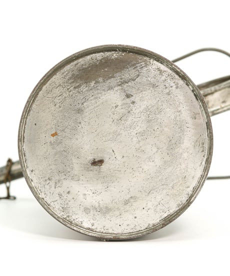 oil can  1L 1900's - 1930's