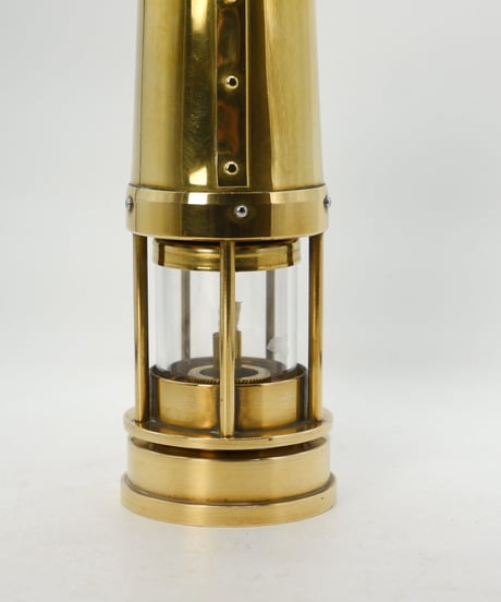 E.Thomas & Williams mini
