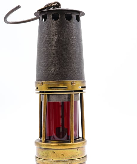 ACROYD & BEST LTD MORLEY LEEDS ENGLAND HAIL WOODS MPROVED LAMP  Red Globe