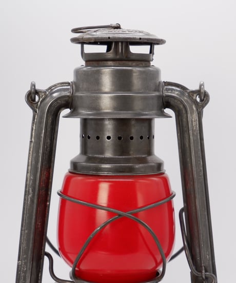 FEUERHAND 275 red globe 1970 -1980