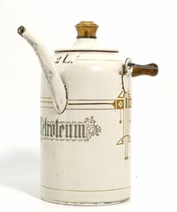 Petroleum can White 2L 30's -