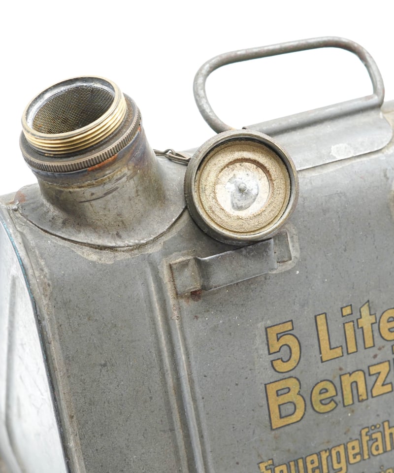 5L Triangle Benzin Can 30's - | 森の古物店 野屋