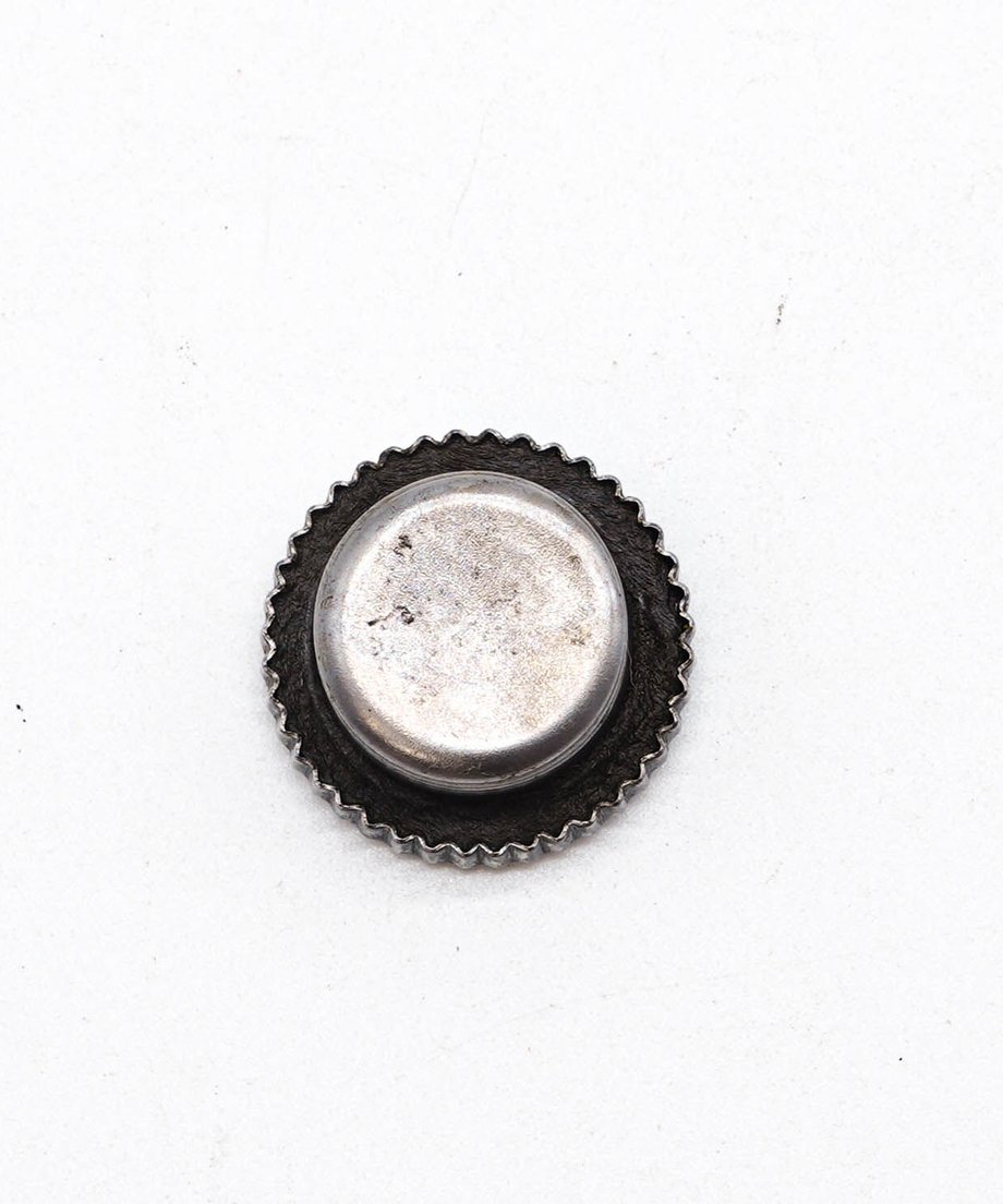 650dcf1000e8ad0f27f4a92f