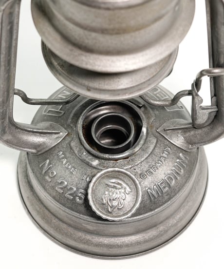 FEUERHAND №225 MEDIUM  2nd 39's - 42's