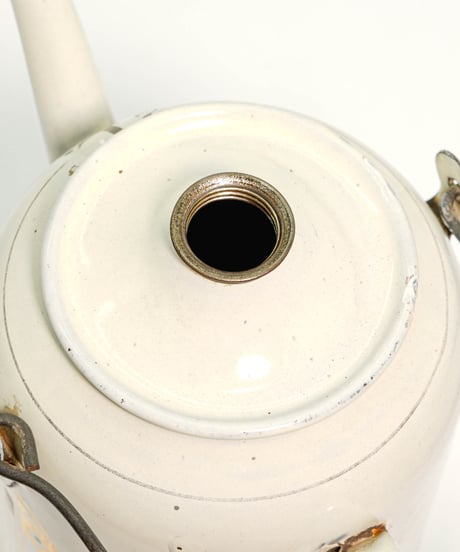 Petroleum can White 2L 30's -