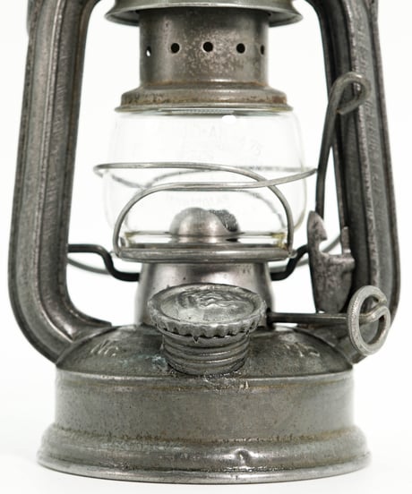 FEUERHAND Nr.75 ATOM 1st 32's ~