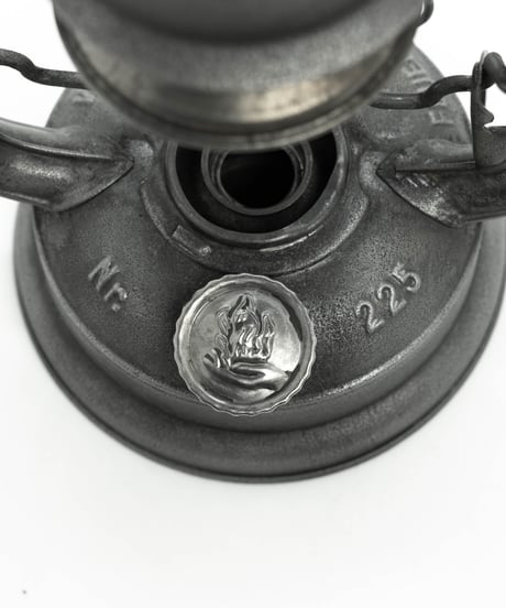 FEUERHAND Nr.225   MEDIUM 37's ~ 39's