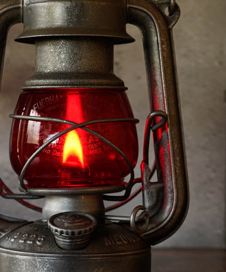 FEUERHAND №225 MEDIUM  2nd Red 1939's - 42's