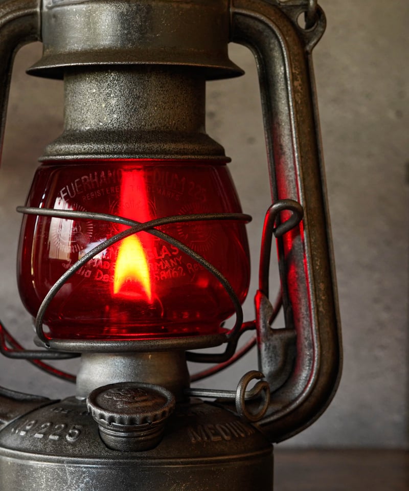 FEUERHAND №225 MEDIUM 2nd Red 1939's - 42's |
