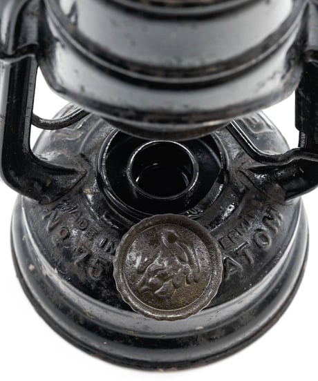 FEUERHAND №75 ATOM StK F Black 40's -