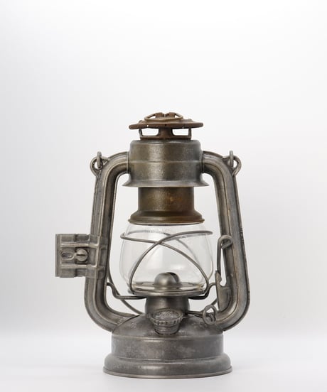 feuerhand Nr.225 w clear and blue globe 1937 - 1939