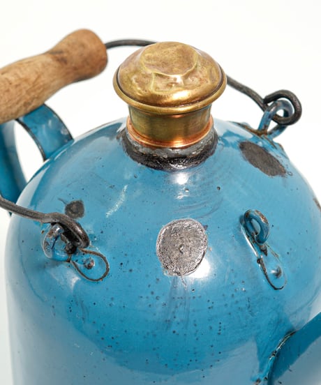 Petroleum can Blue 2L 30's -