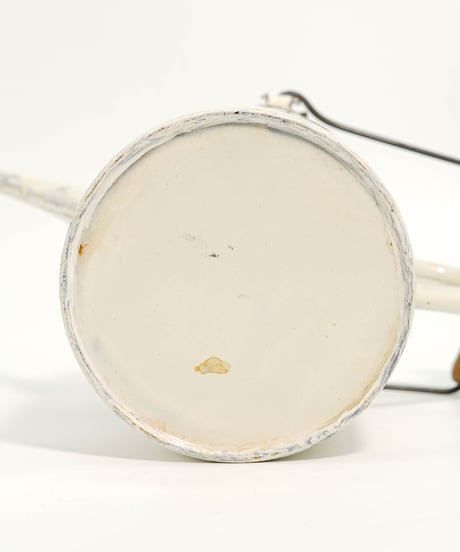 Petroleum can White 2L 30's -