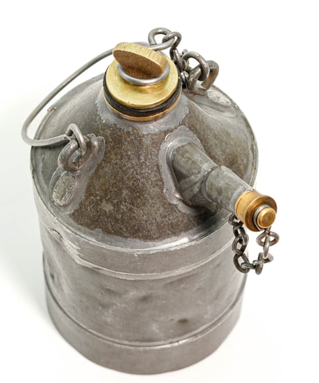 0.5L PETROLEUM Can