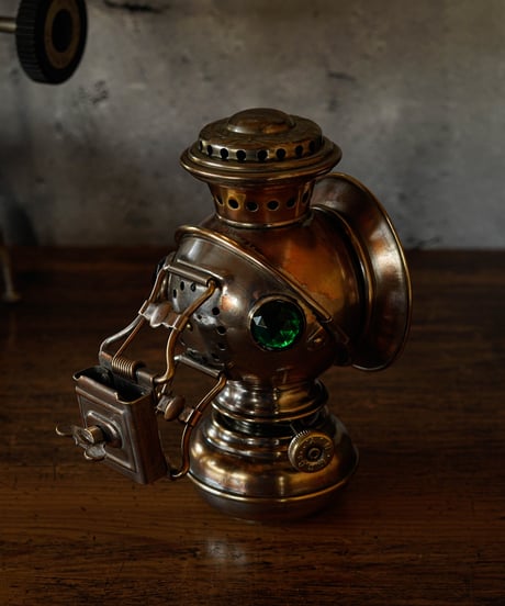 MANHATTAN BRASS CO. “QUEEN” BICYCLE LANTERN 1897’s -
