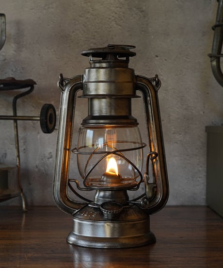 FEUERHAND № 275 BABY 2nd 37's -