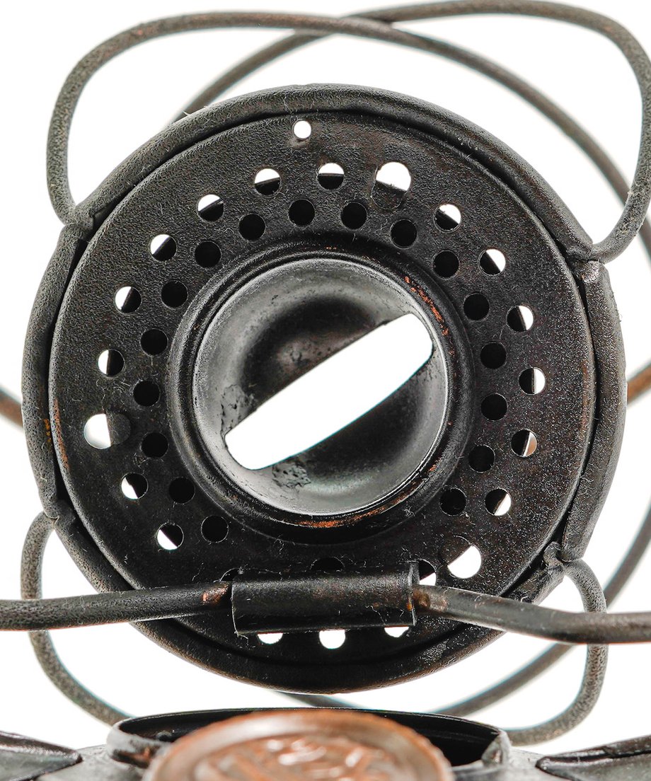 680c8e379dd50360ad95bb8e
