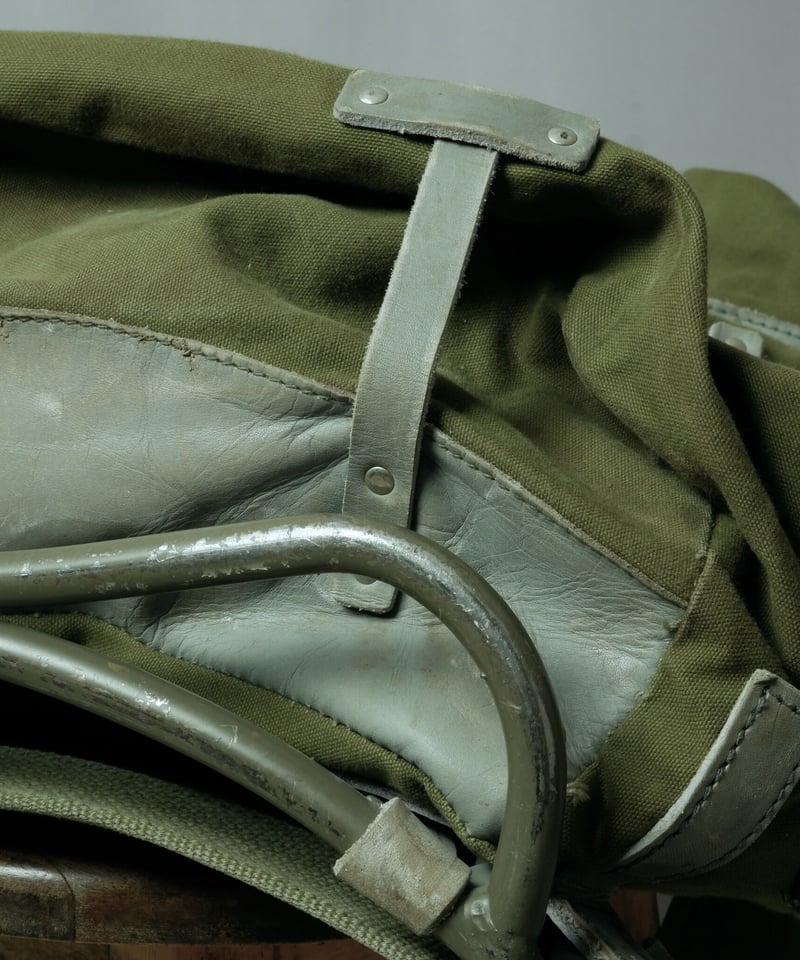 Norwegian army backpack olive drab 1973 dead st