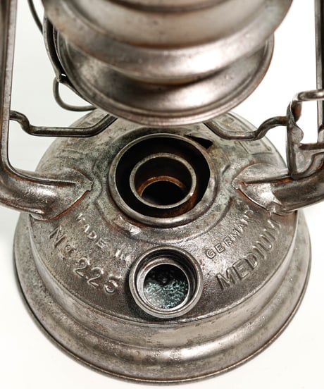 FEUERHAND №225 MEDIUM  2nd 39's - 42's