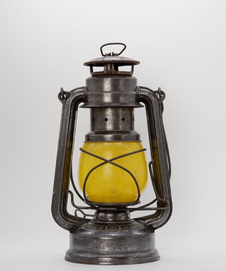 FEUERHAND 275 yellow globe  1975 -1985