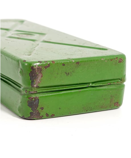 BAT oil cans 2L 50's -