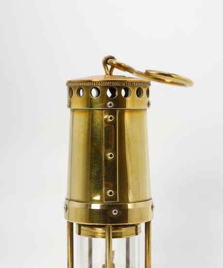 E.Thomas & Williams mini