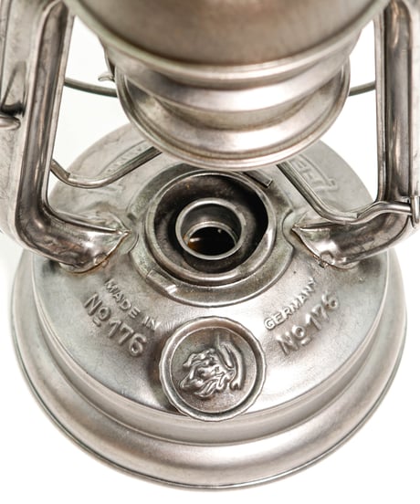 FEUERHAND №176e 40's -