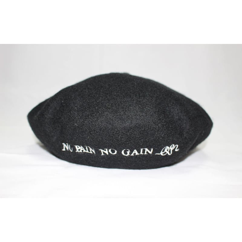 【最終値下げ】DimMoire ロゴ刺繍スウェードベレー帽 ブラック 最終値下げ】DimMoire ロゴ刺繍スウェードベレー帽 ブラック 刺繍