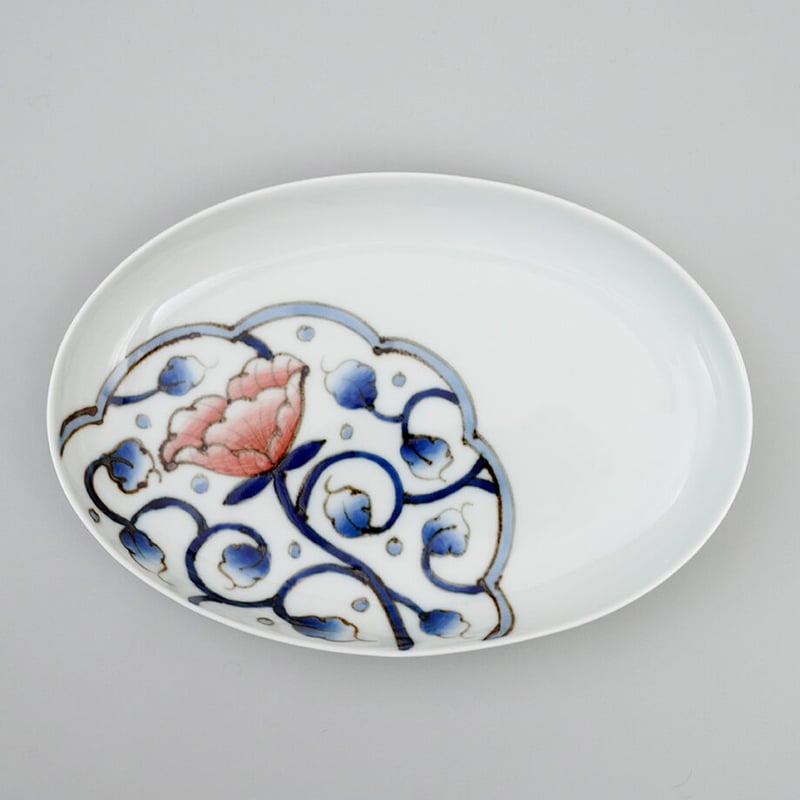 染付白抜 花赤絵 楕円皿(24、5cm) | (株) 中山陶和堂 有田