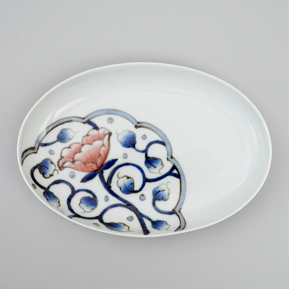 染付白抜 花赤絵 楕円皿(24、5cm) | (株) 中山陶和堂 有田