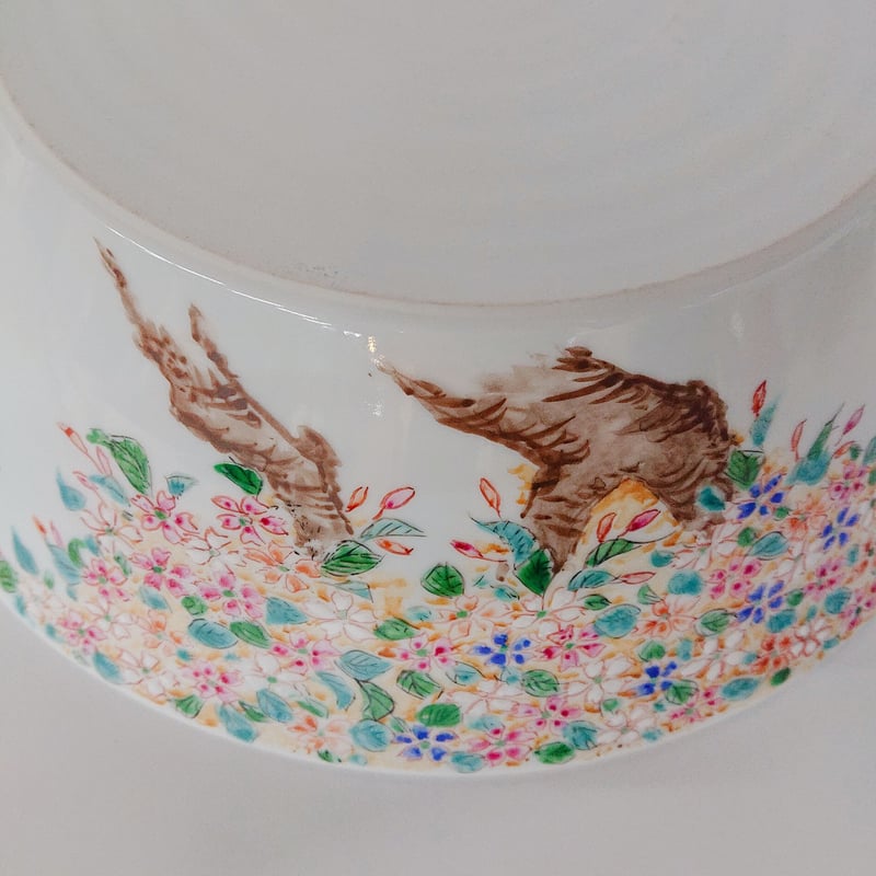 平戸泰山 「極彩赤絵」】 枝桜 大鉢 30cm | (株) 中山陶和堂 有田