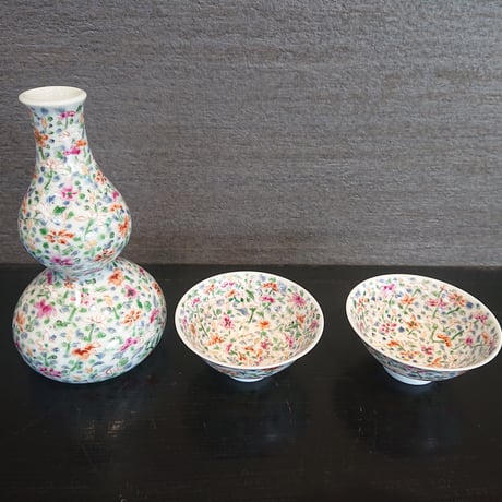 ★新品未使用 // 有田焼　流水千鳥　絵付師 平戸泰山 作 ☆新品未使用 // 有田焼 流水千鳥 絵付師 平戸泰山 作 五彩桃絵な