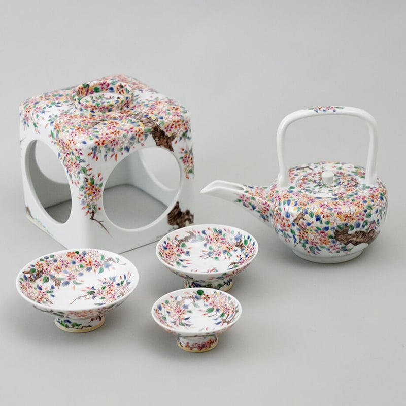 ★新品・未使用 / 一点もの / 有田焼　絵付師 平戸泰山 作 平戸泰山 「極彩赤絵」】 枝桜 屠蘇揃 | (株) 中山陶和堂 有田