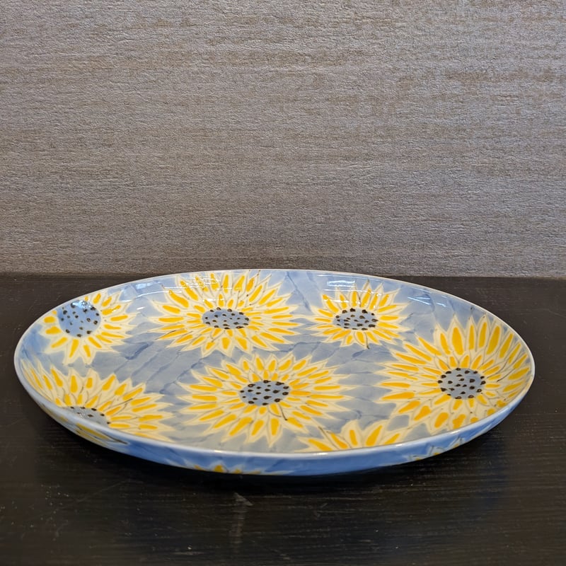 錦ひまわり柄 楕円深皿（高台内） | (株) 中山陶和堂 有田